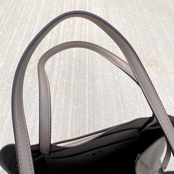 Tory Burch Block T Drawstring 100% Leather Tote Bucket Bag French Gray Handbag - Picture 3 of 15